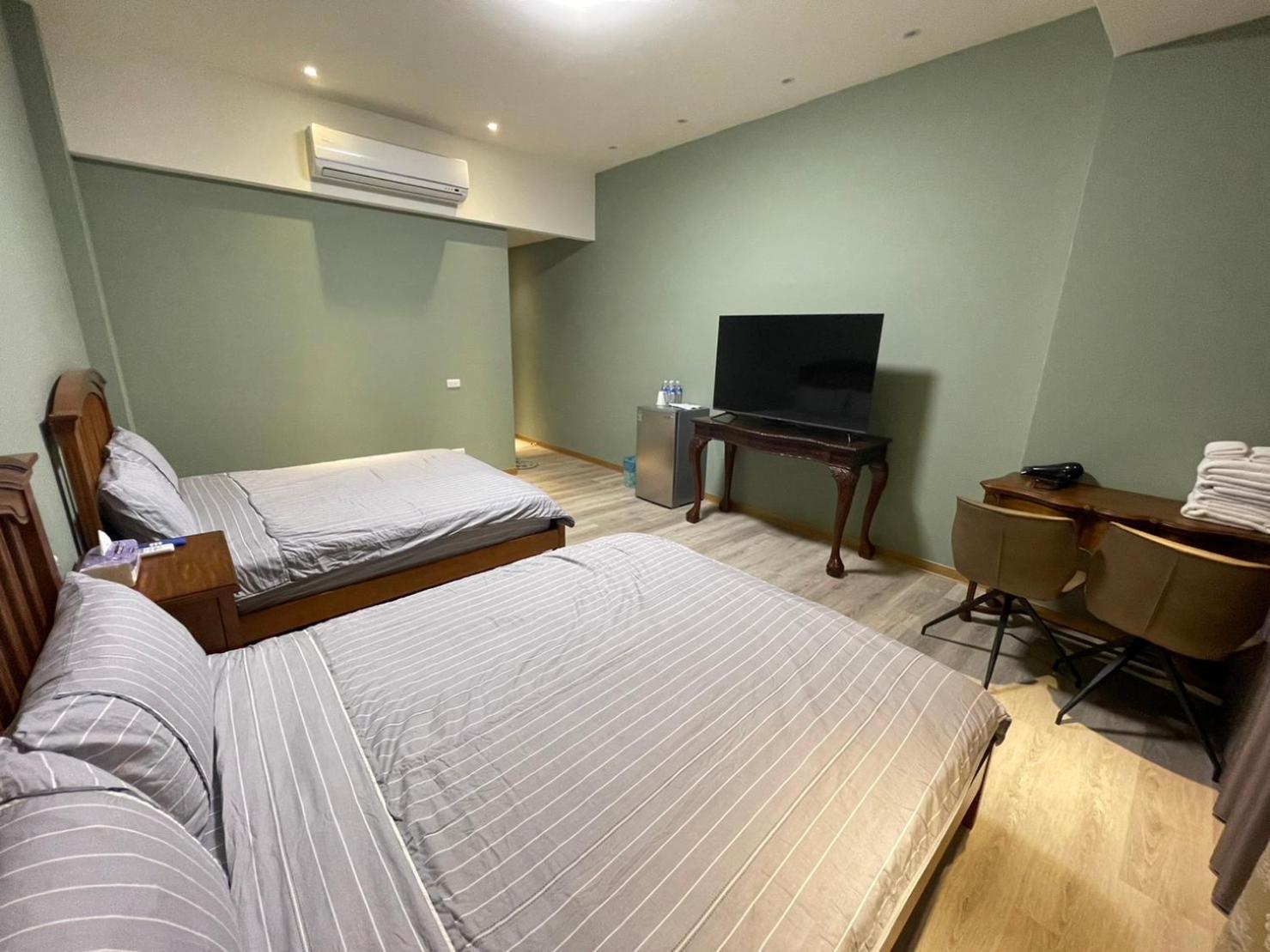 Ferienwohnung 寶格儷舍 Tainan Exterior foto