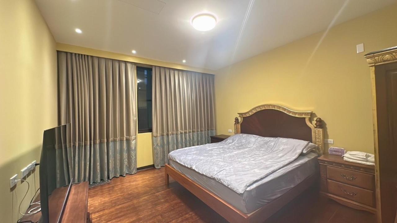 Ferienwohnung 寶格儷舍 Tainan Exterior foto