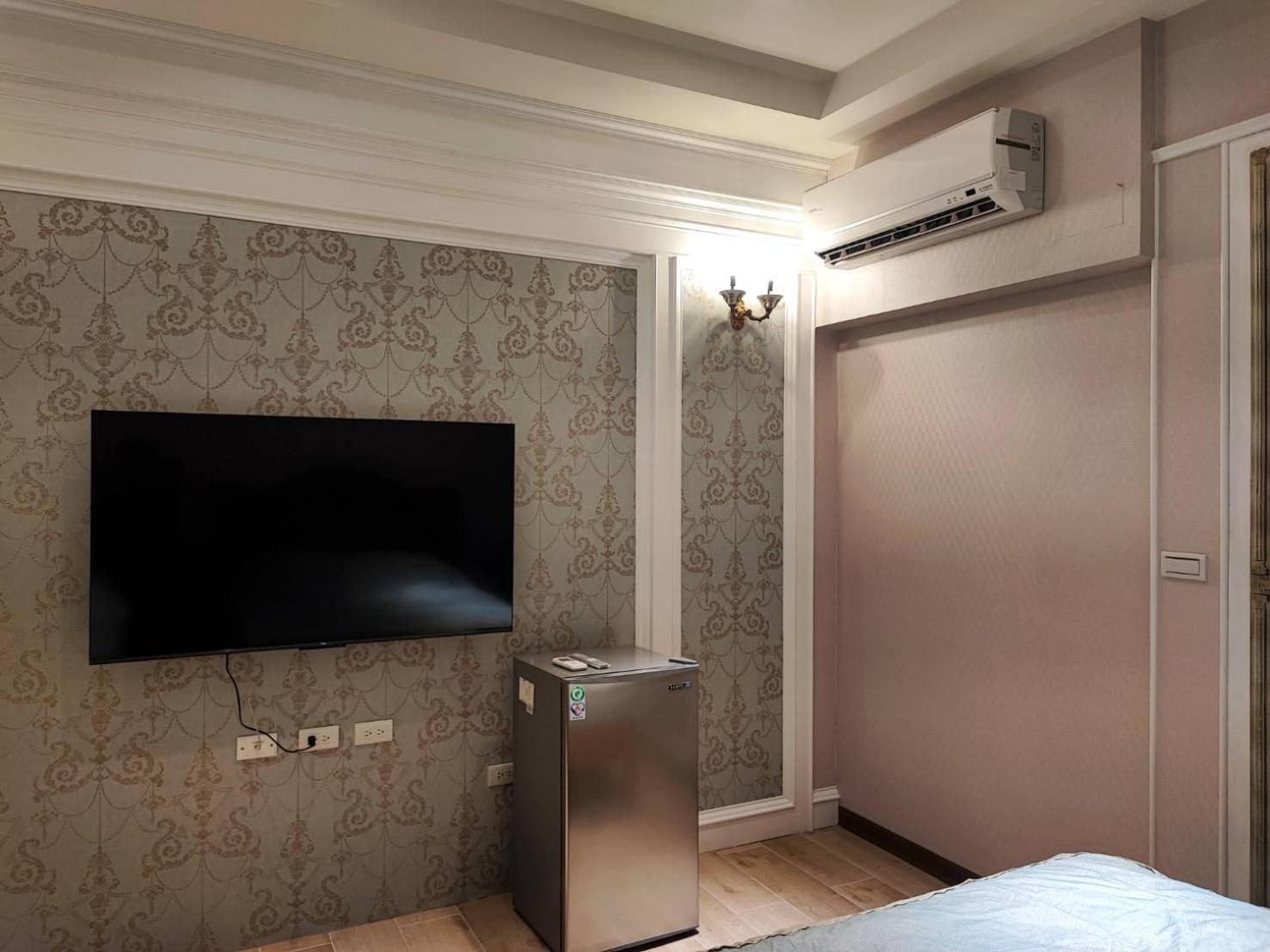 Ferienwohnung 寶格儷舍 Tainan Exterior foto